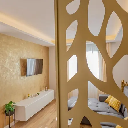 Znjan Holidays Apartment