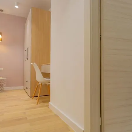 Znjan Holidays Apartment